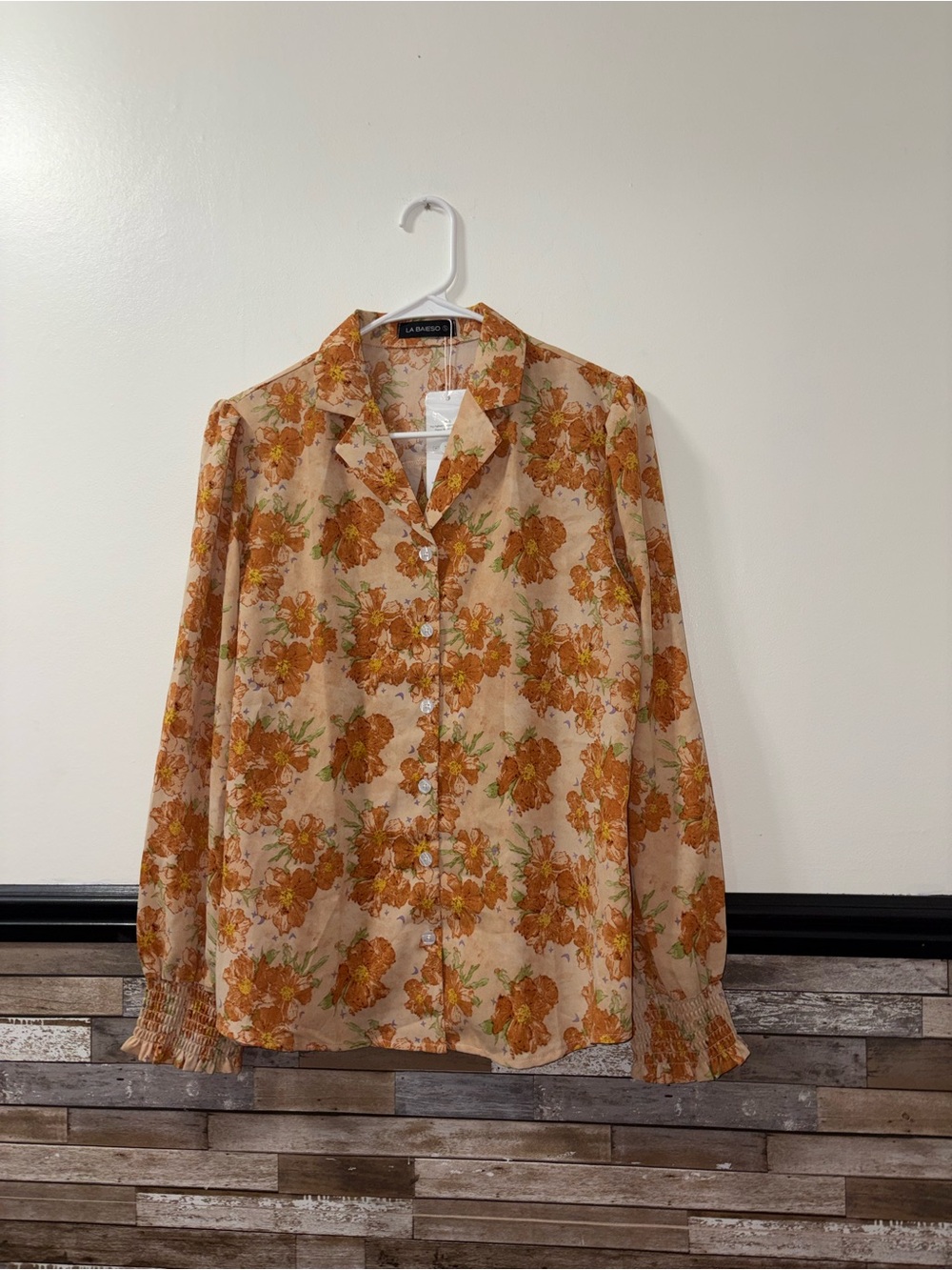 Women’s  La Baieso Orange Floral Button-Down Long Sleeve Blouse Small NWT